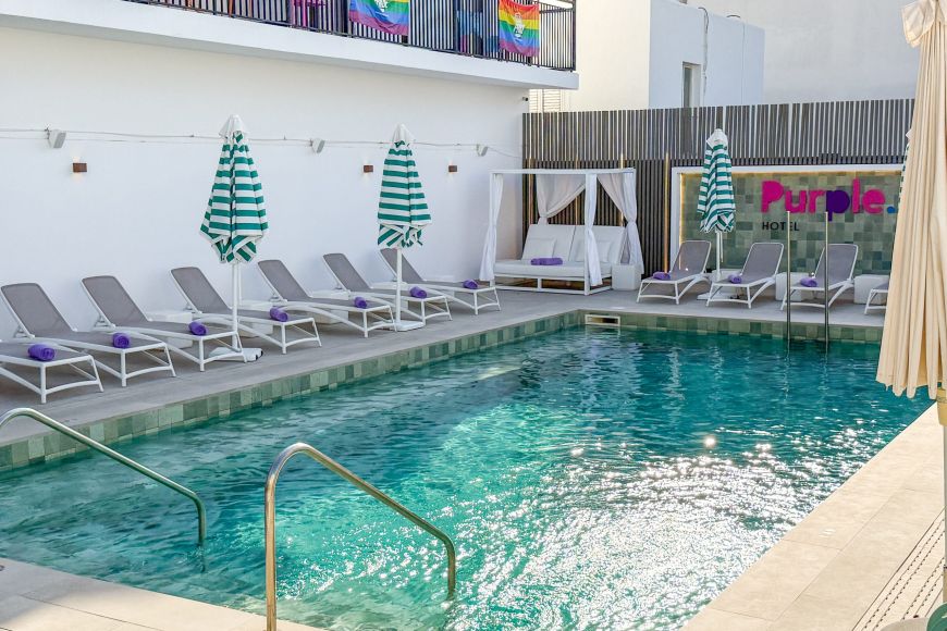 Piscina - The Red Hotel